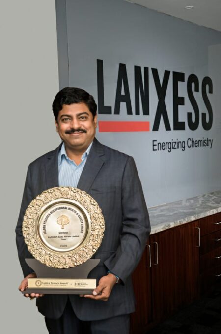 lanxess-india-received-golden-peacock-award-for-occupational-health-and-safety
