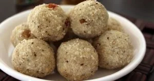 poha-laddu-recipe-in-hindi