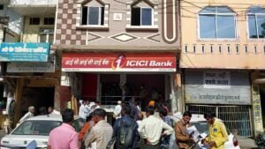 more-than-one-crore-fraud-with-farmers-in-icici-bank