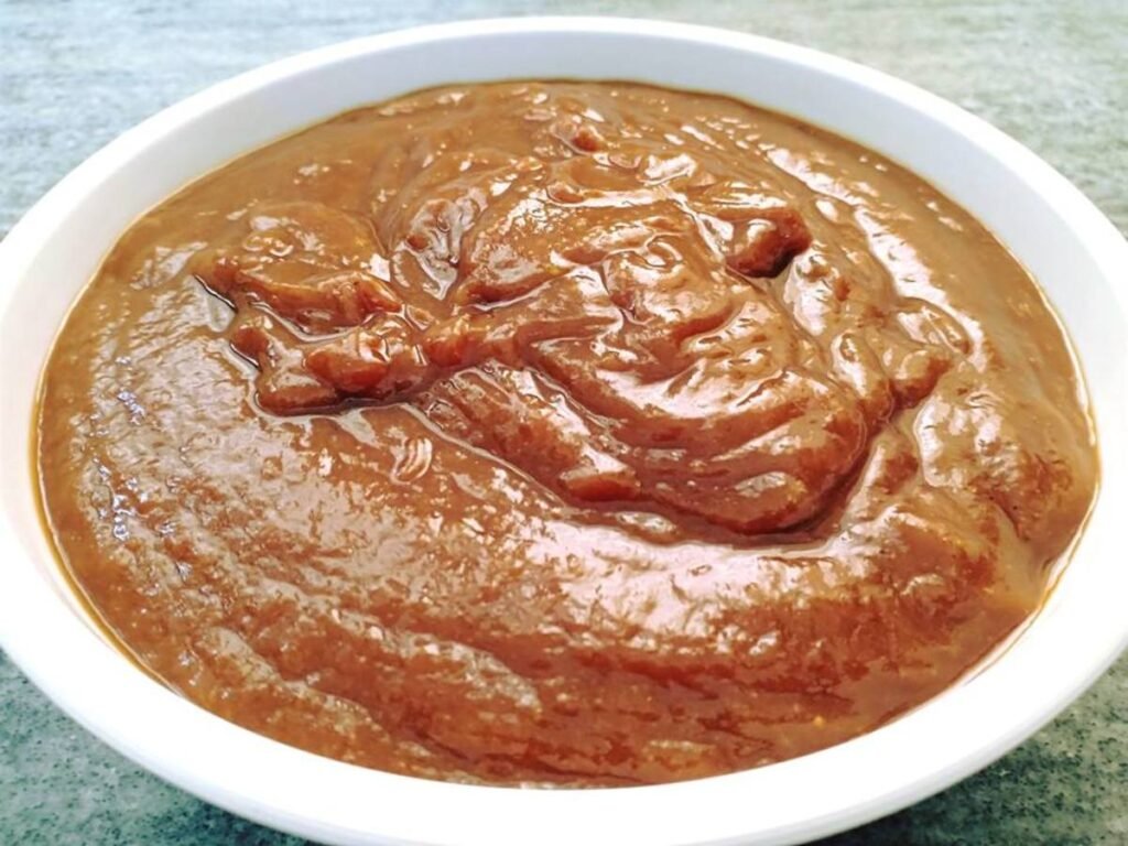 इस तरह बनाएं खजूर की चटनी, चटखारे लेकर खाएंगे लोग khajur-ki-chutney-recipe-in-hindi