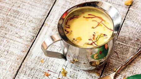 पंचामृत तैयार करने का विधिवत तरीका । Method of preparation of panchamrit