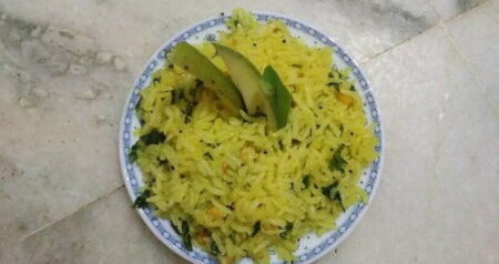 गर्मियों में ट्राय करें मैंगो राइस, जानें बनाने की विधि (mango rice recipe indian) mango-rice-recipe-indian
