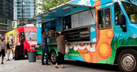 कम लागत में आप भी शुरू करें ‘फूड ट्रक’ का बिजनेस how-to-start-food-truck-business