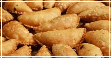 घर पर ऐसे बनाइए एकदम हलवाई जैसी सेवई की गुजिया (Sevai Gujiya Recipe) Sevai-Gujiya-Recipe