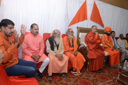 नागदा न्यूज : आवश्यकता पड़े तो शस्त्र भी उठाए- महामंडलेश्वर आचार्य शेखर