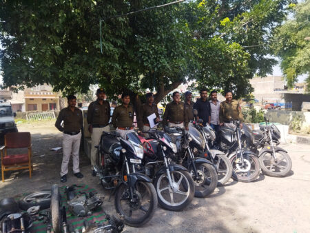 नागदा न्यूज : वाहन चोर गिरोह नागदा पुलिस कि गिरफ्त में, 6 वाहन जब्त नागदा न्यूज : वाहन चोर गिरोह नागदा पुलिस कि गिरफ्त में, 6 वाहन जब्त