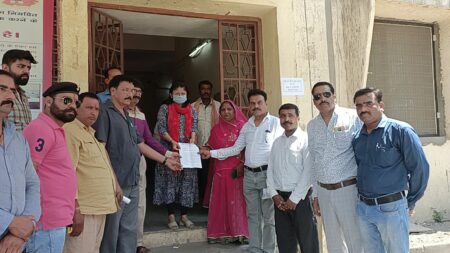 निष्पक्ष जांच की मांग : नागदा में हरिजन एक्ट में झूठा प्रकरण दर्ज, अखिल भारतीय क्षत्रिय महासभा ने सौंपा ज्ञापन