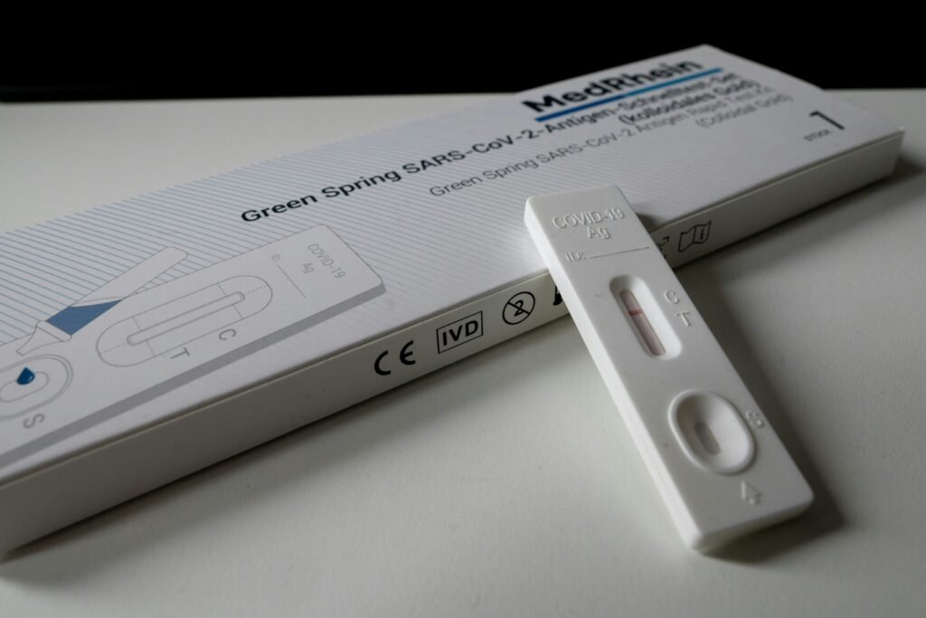 CTET Result 2024: CBSE की परीक्षा का परिणाम white pregnancy test kit showing negative result